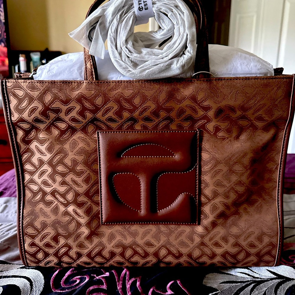 NWT Telfar latest Medium Bag
